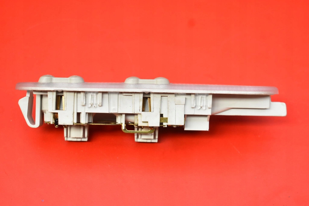 фото №3, Лампа освітлення салону перед 8200073231 renault modus lift 07-12