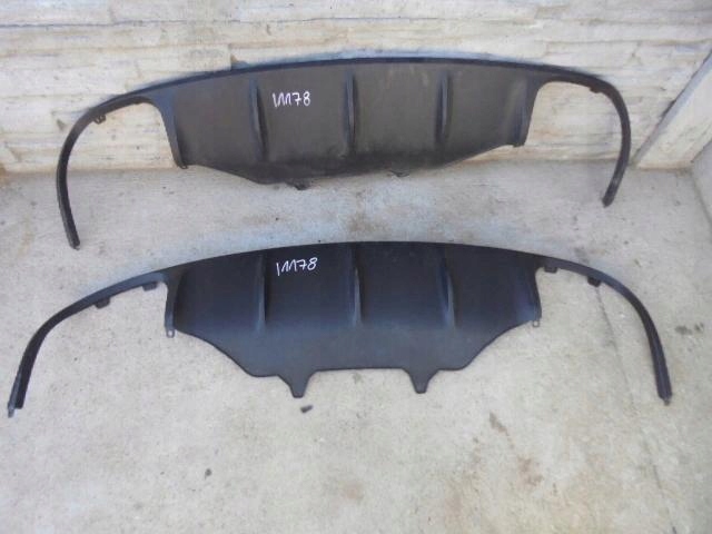 фото №1, Porsche macan 95b807834 накладка бампера задняя