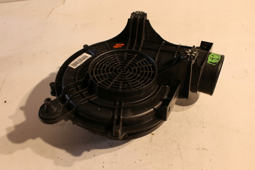 фото №13, Вентилятор воздуходувка 290924004r двигателя renault zoe