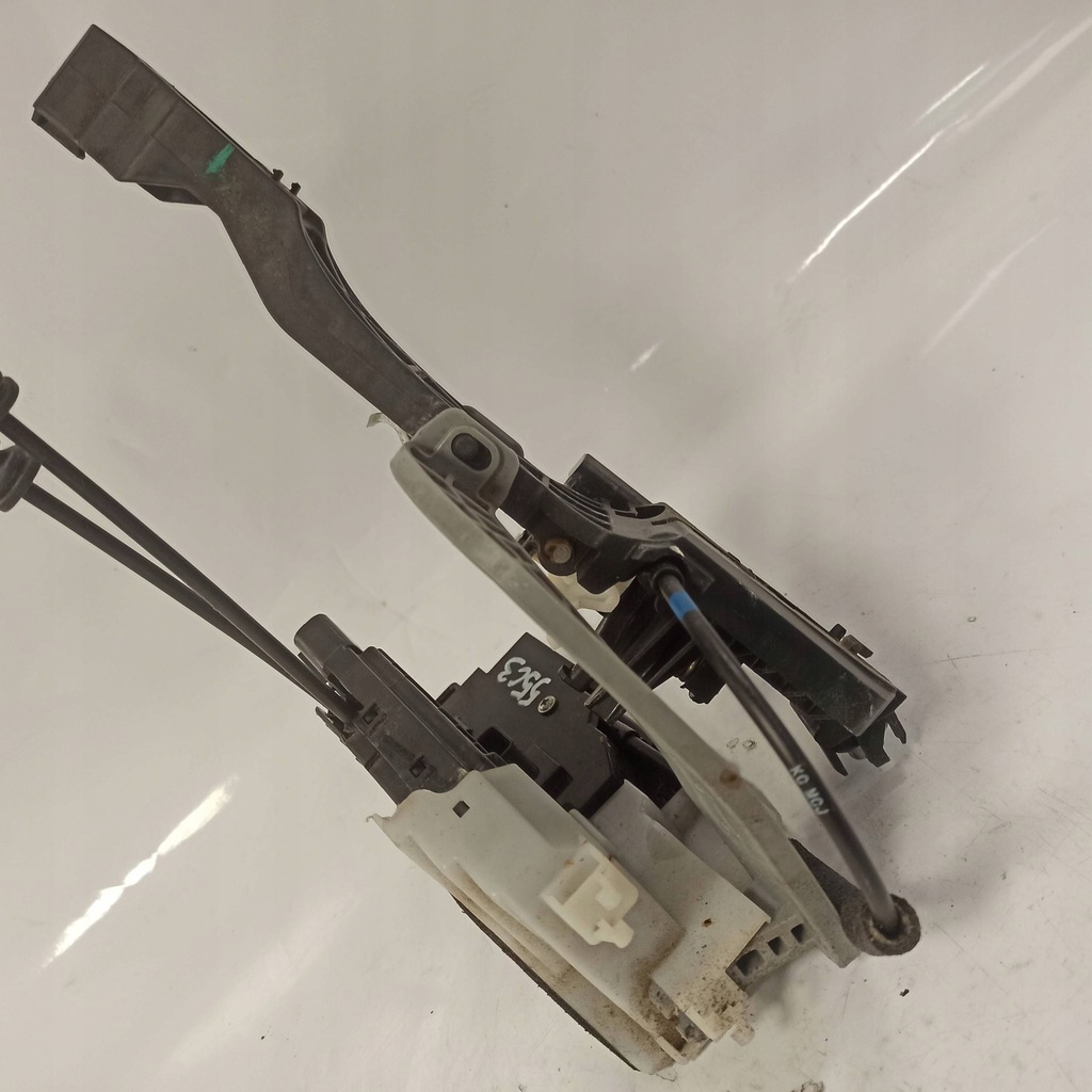 фото №10, Hyundai tucson iii замок двері правий задня 81420-d7510