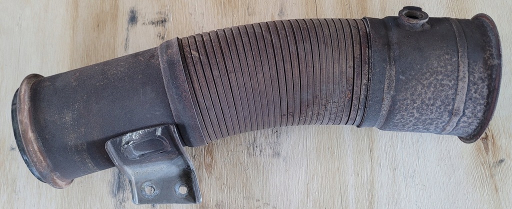 фото №1, Соединитель труба гибкий глушителя выхлоп scania r p euro 5 1725993 1939880