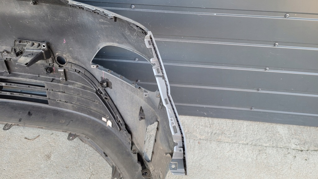 Купити Hyundai kona рестайлінг  електрик ev бампер перед передній pdc під  камера гарний