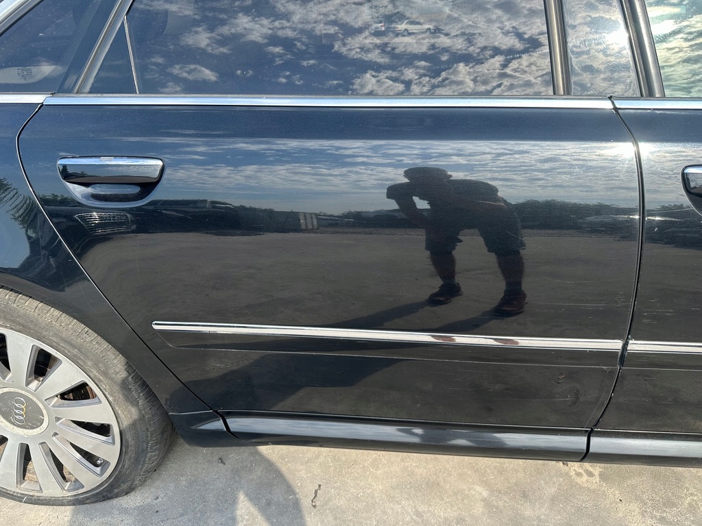 фото №1, Дверь правый задняя голый audi a8 d3 lz9y lubelskie