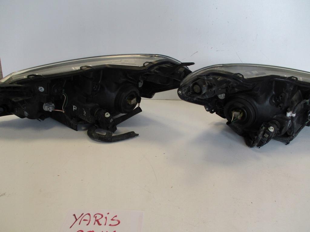 фото №8, Лампа toyota yaris 3 iii правая 17r