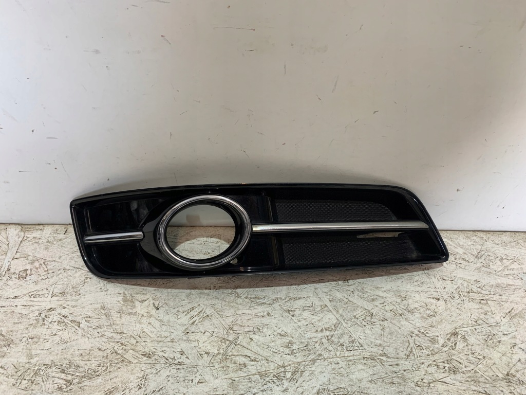 Купить Решётка бампера правая audi a3 8p0 lift