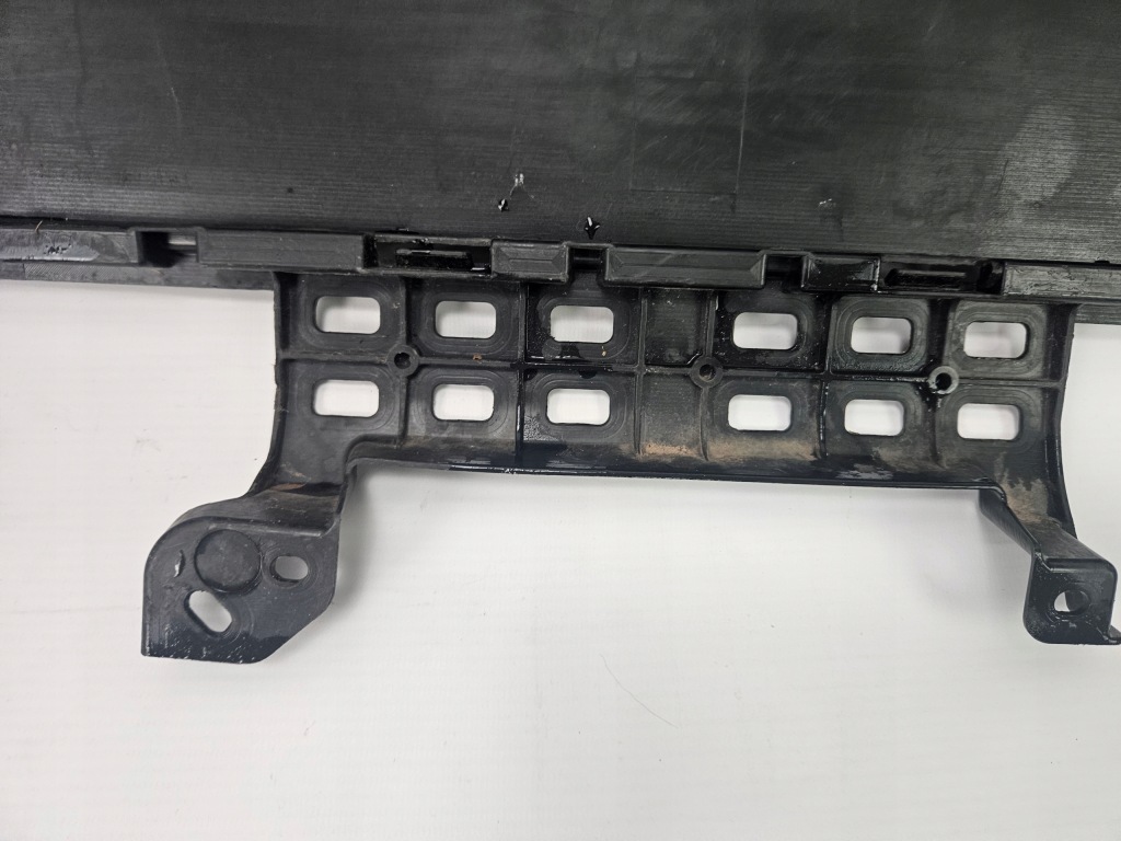 Suzuki vitara ii 2015 - бампер задний задняя pdc 71811-54p Доставка