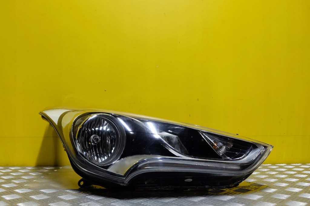 фото №1, Hyundai veloster 2011- фара лампа r led eu