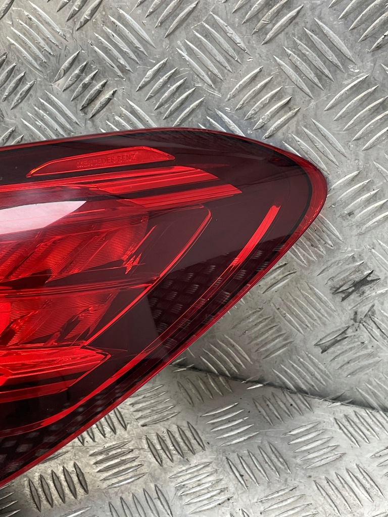 фото №7, Mercedes оригинальный номер a2059064603 w205 лампа правый задняя