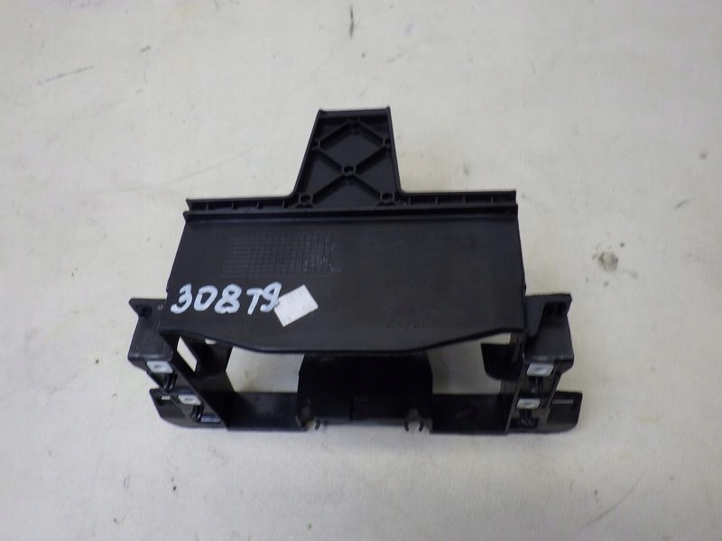 фото №1, Рамка кронштейн радио peugeot 308 t9 9677959780
