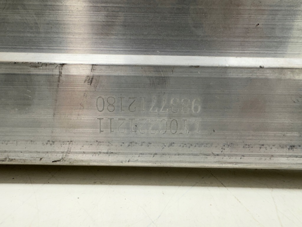 Балка бампера задняя citroen ds9 Доставка