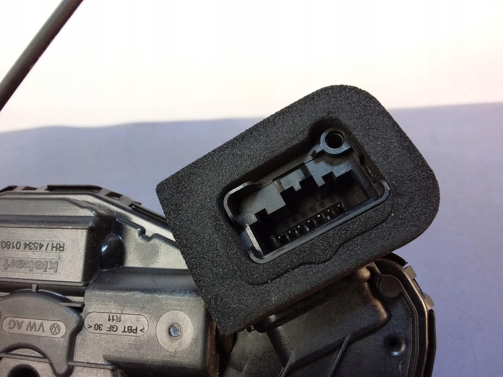 фото №4, Fabia iii замок дверь перед правый b6c5tb837016c