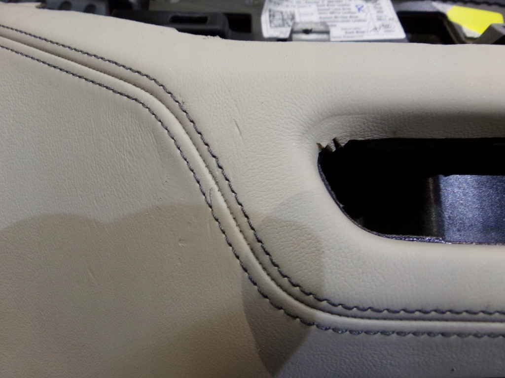 фото №15, Bmw x5 g05 x6 g06 g07 приборная панель приборная панель  кожа nachtblau elfenbein