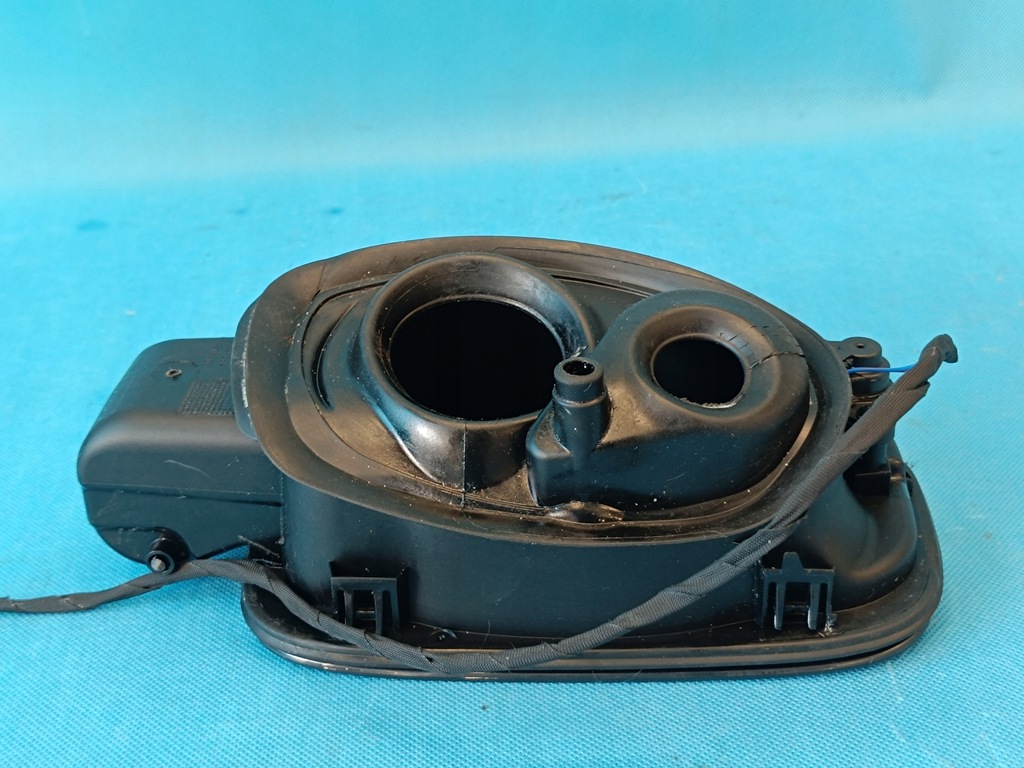 фото №8, Audi q5 fy lift 2.0tdi 150kw 2022r вкладиш кришка заливної пального lx7l 80a809907