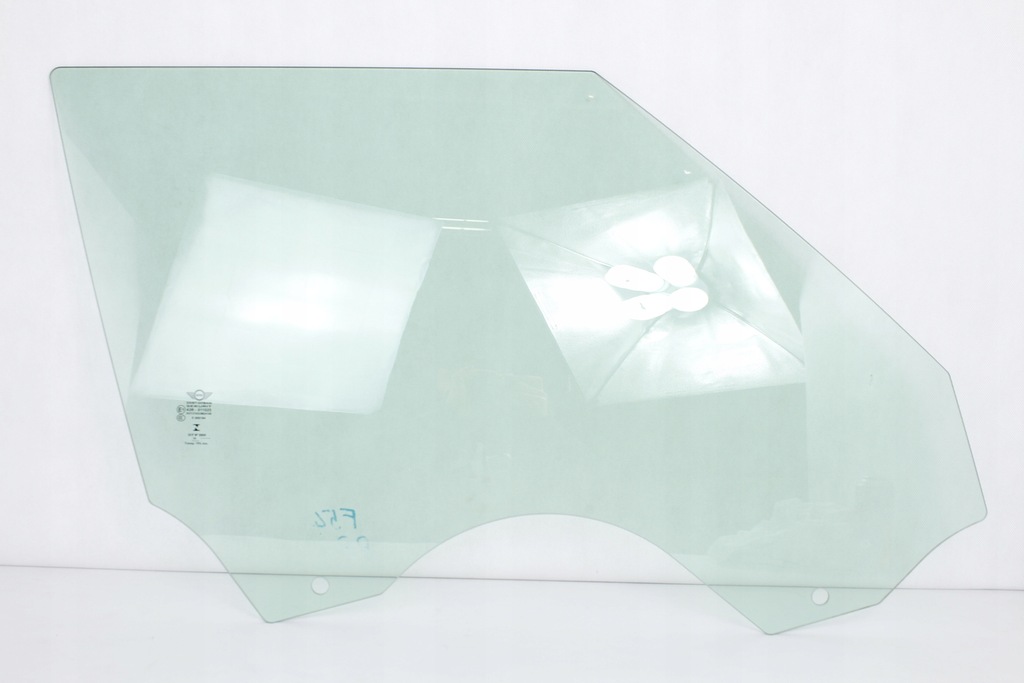 фото №1, Стекло дверь боковая правая передняя mini f54 clubman