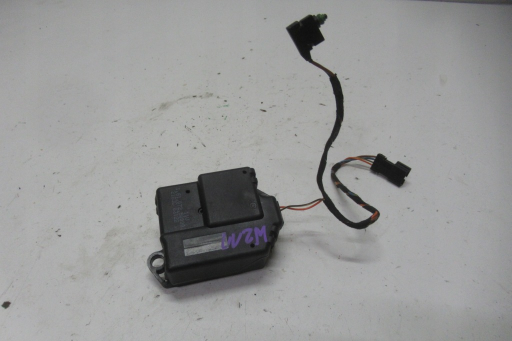 фото №1, Mercedes w211 моторчик обдув 16107250000