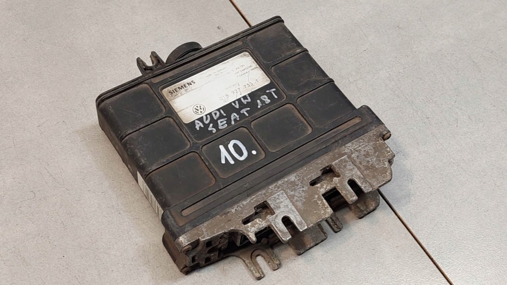 Блок управления двигателя audi a4 b5 1.8 t 01m927733t в Украине