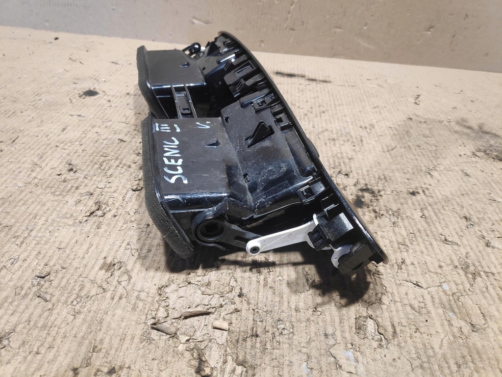 фото №6, Решётка обдув средняя renault scenic iii 682600031r