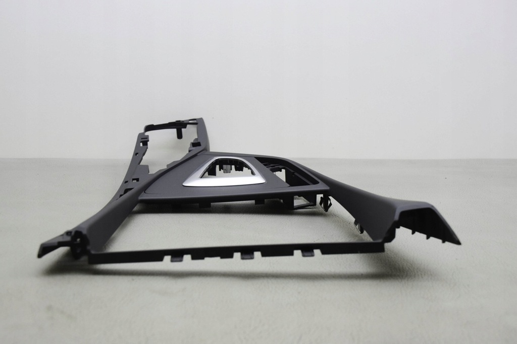 фото №8, Рамка середня панель приладів bmw 1 f20 9207313 2013