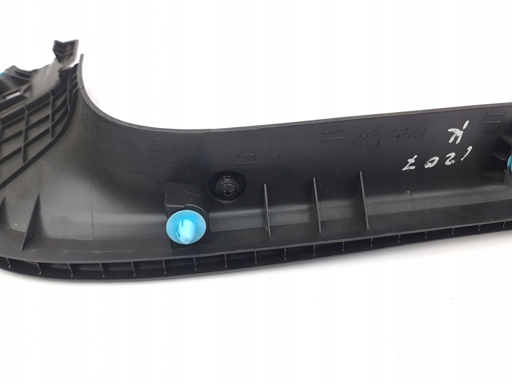 фото №7, Hyundai kona i 2020 комплект обшивка / обивка задний крышки багажника