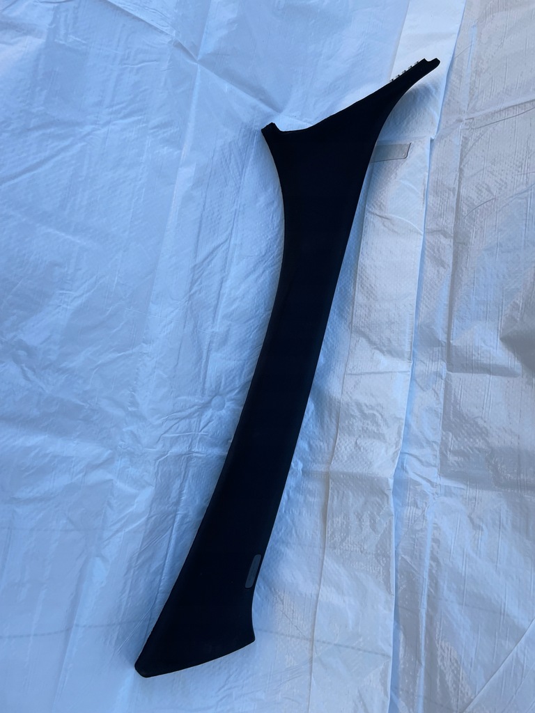 фото №1, Volvo v60 r-design защита обшивка стойка правое