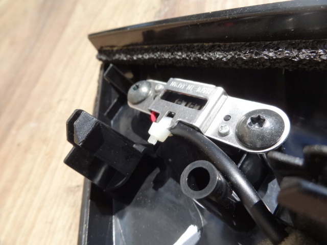 фото №3, Nissan pulsar 2014 накладка зеркало левая org