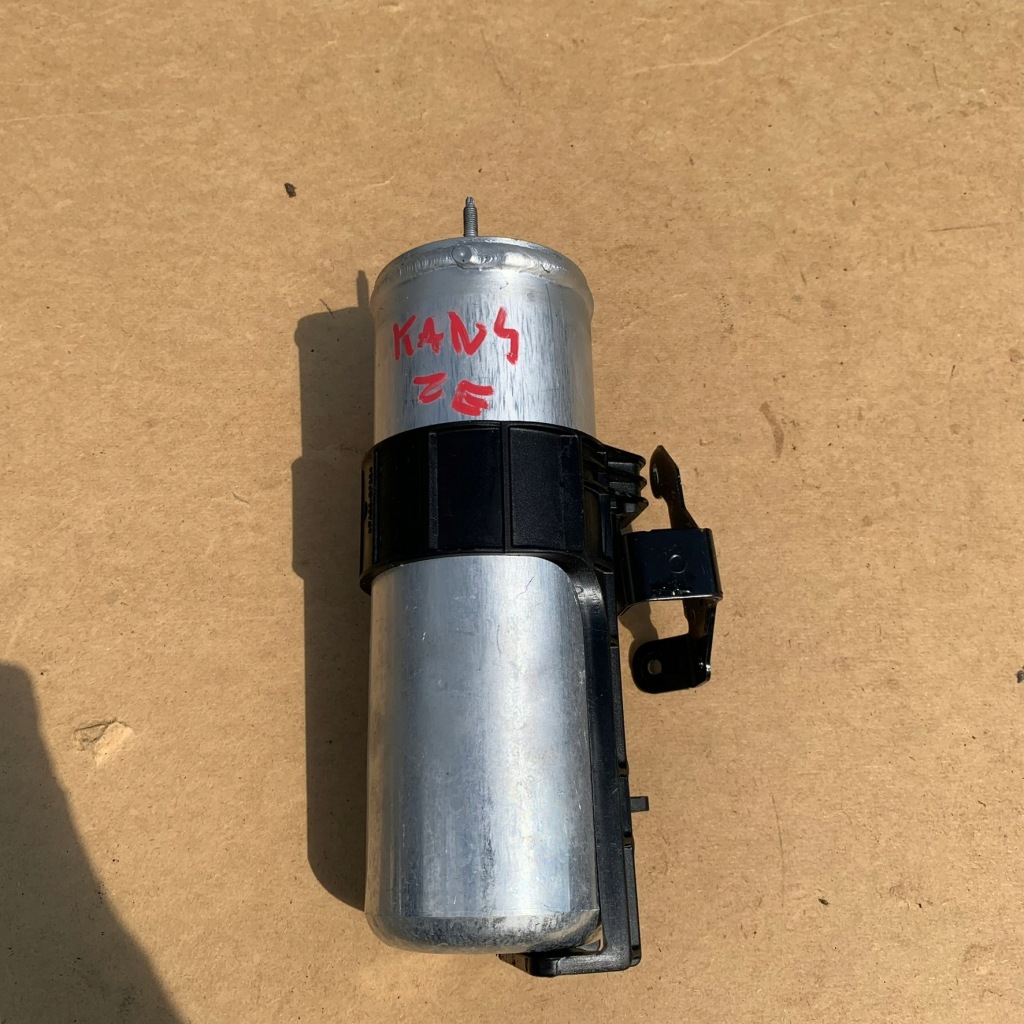 Renault kangoo iii iv 2021 z.e осушитель кондиционера 921409528r 921408942r Недорого