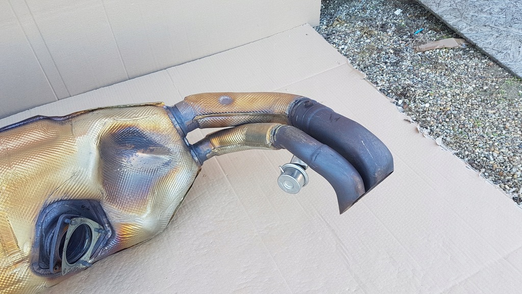 фото №5, Гаситель выхлоп конечный audi r8 4s0 15- демонтаж