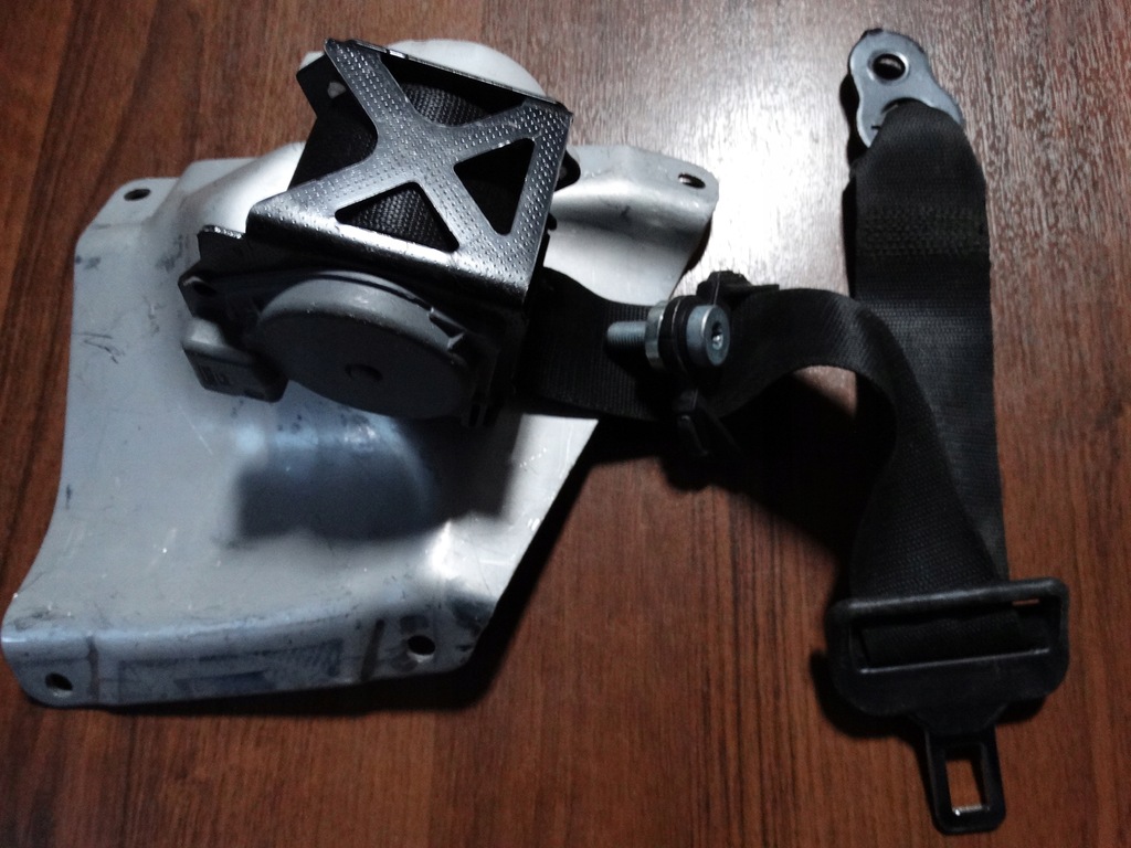 фото №2, Idealny pas правый задняя mercedes sls w197 1