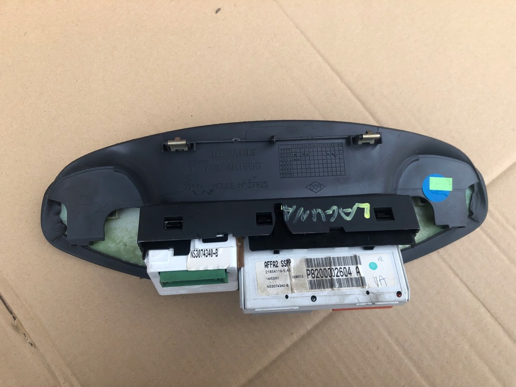 фото №2, Дисплей renault laguna ii 8200002604 часы