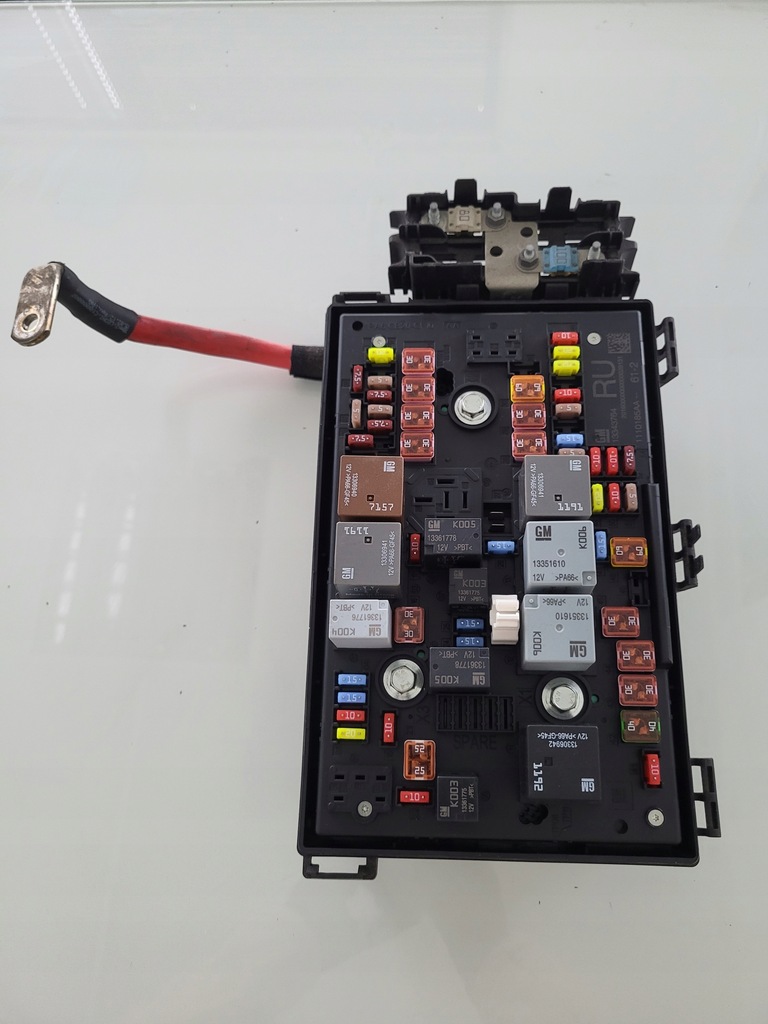 фото №1, Коробка предохранителей opel zafira c 1.8 бензин