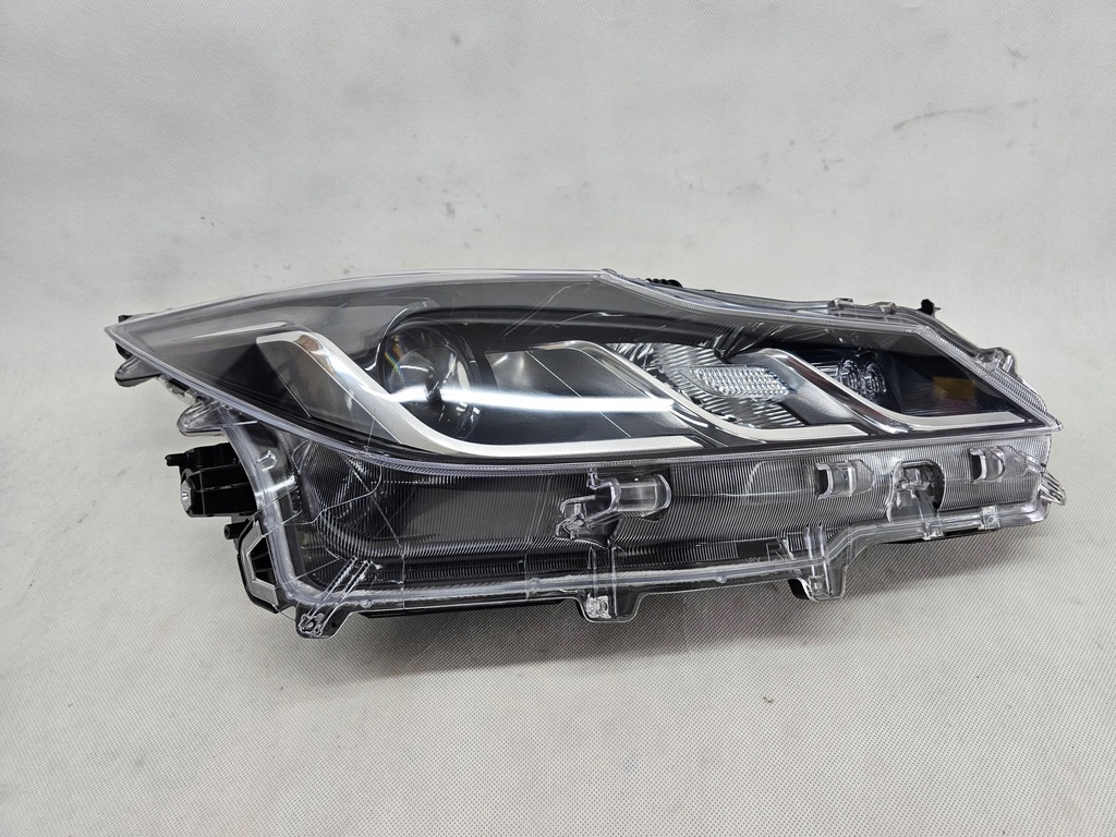 фото №13, Toyota corolla e21 sedan лампа перед передня права 81110-02t31-00 europa