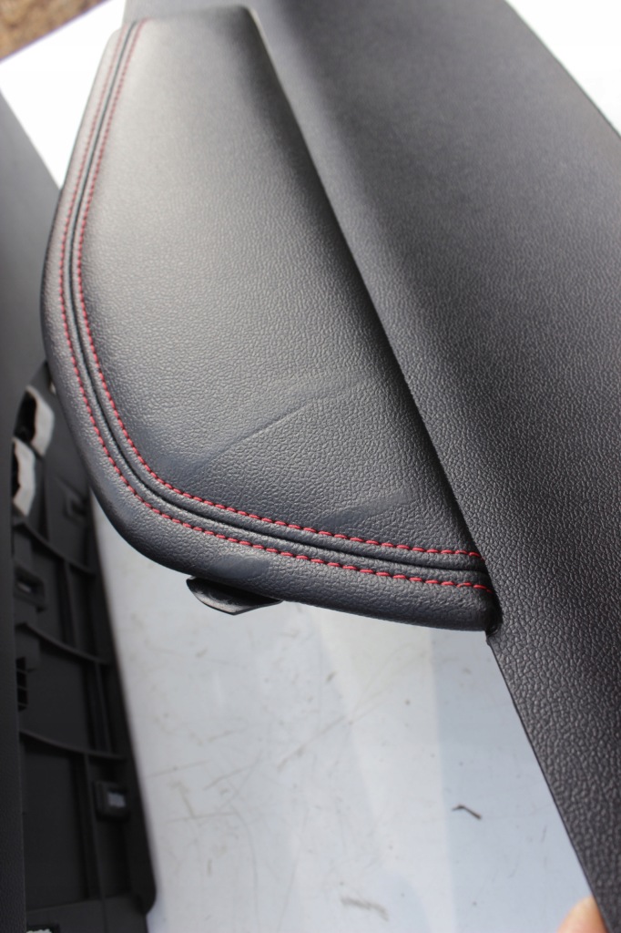 Focus iv focus mk4 st - підлокітник "st" Оригінал