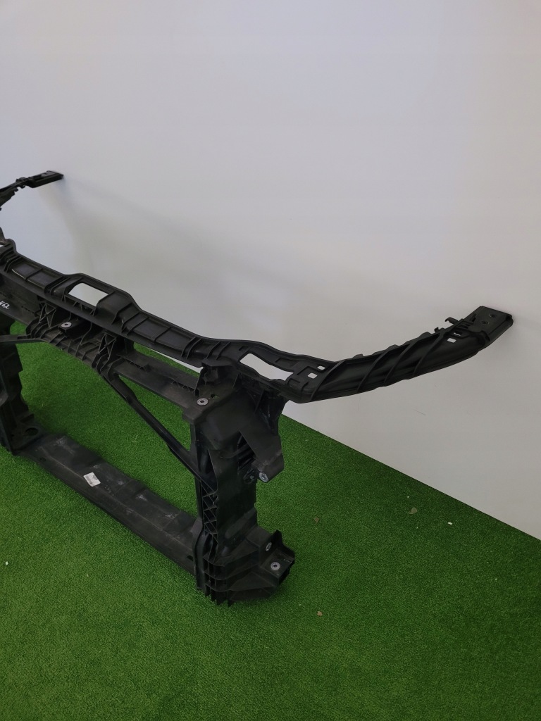 Audi a1 8xa lift pas передний усилитель передний балка бампера 8xa805588 Киев