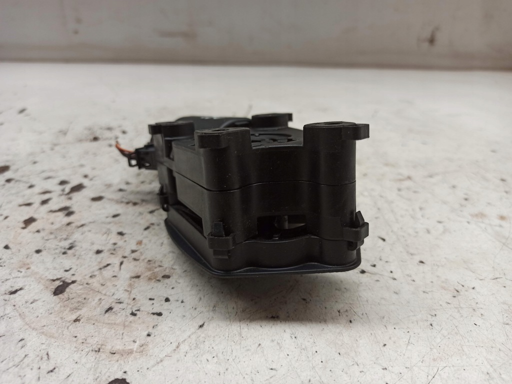 фото №7, Skoda superb ii замок кришки задня багажника 3t0827299b