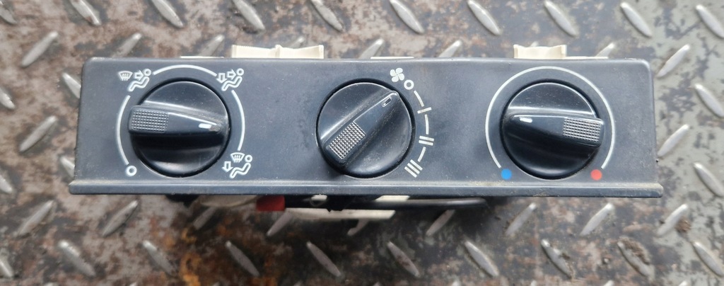 фото №1, Панель обдув skoda felicia i lift