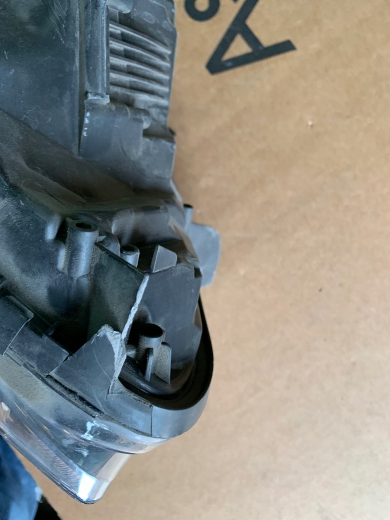 фото №5, Лампа перед renault captur i 260100855r