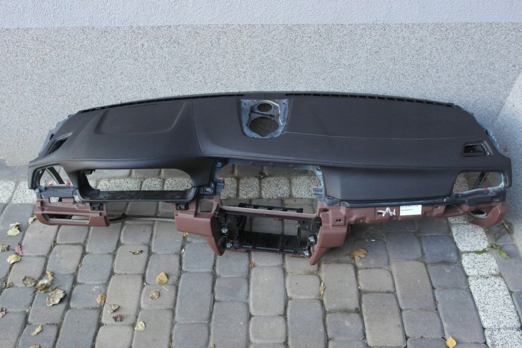фото №1, Bmw 5 f10 f11 панель приладів консоль панель приладів pulpit полиця шкіра