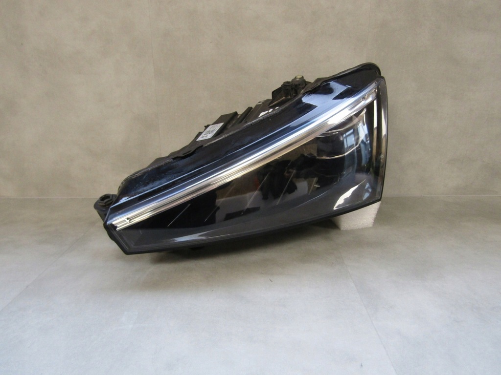 фото №1, Лампа перед skoda scala full led 19-23 lh 657941015a