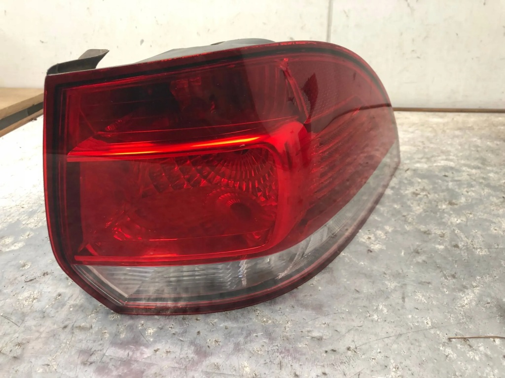 фото №1, Лампа правий задня vw golf vi kombi 1k9945096h