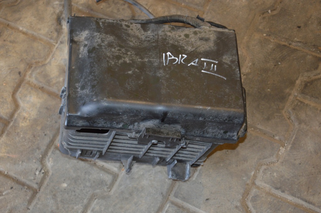 фото №1, Seat ibiza iii 3d корпус аккумулятор