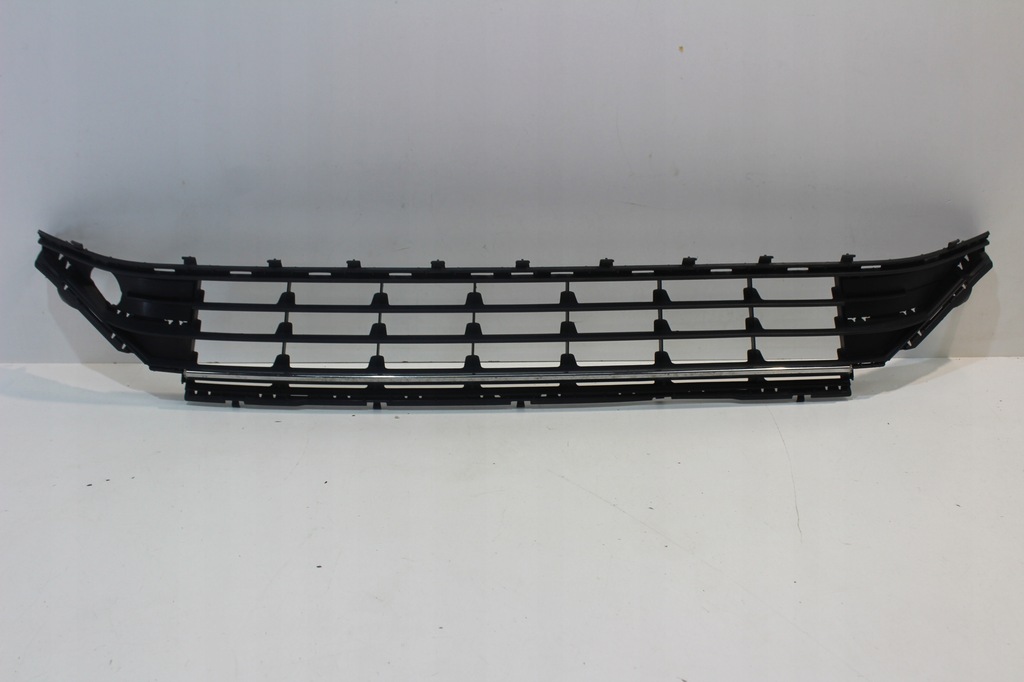 фото №7, Средняя решётка бампера vw golf vii lift 5g0853677l