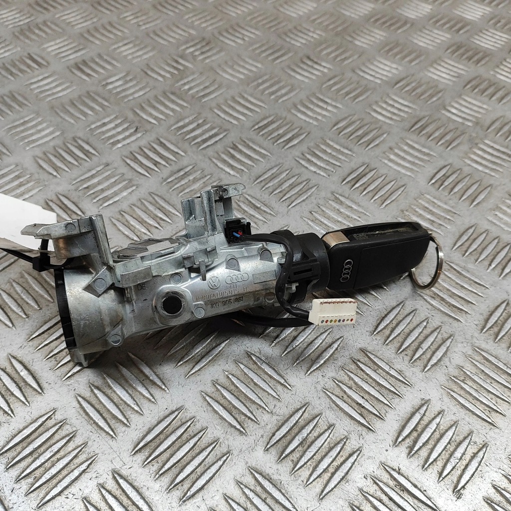 фото №1, Audi a3 s3 8v 2016 замок зажигания