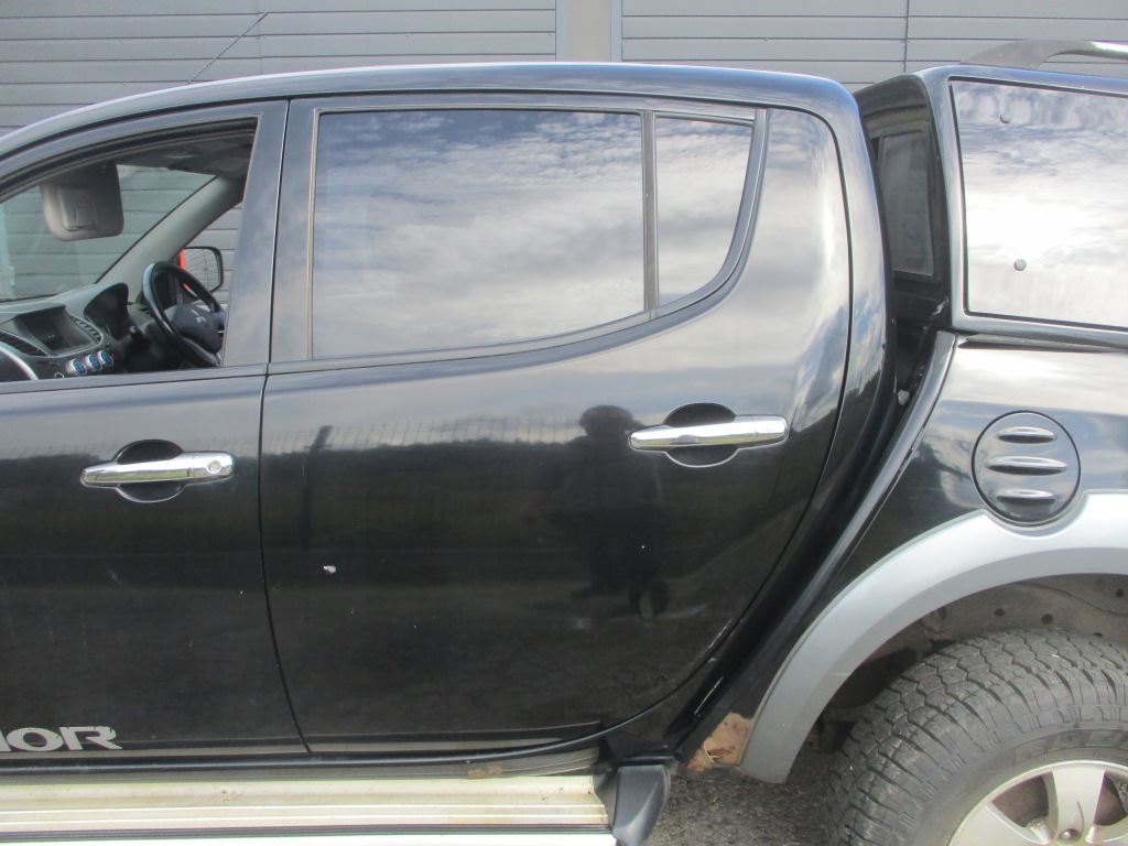 фото №1, Двері лівий задня mitsubishi l200 iv 06-15 x08 5d