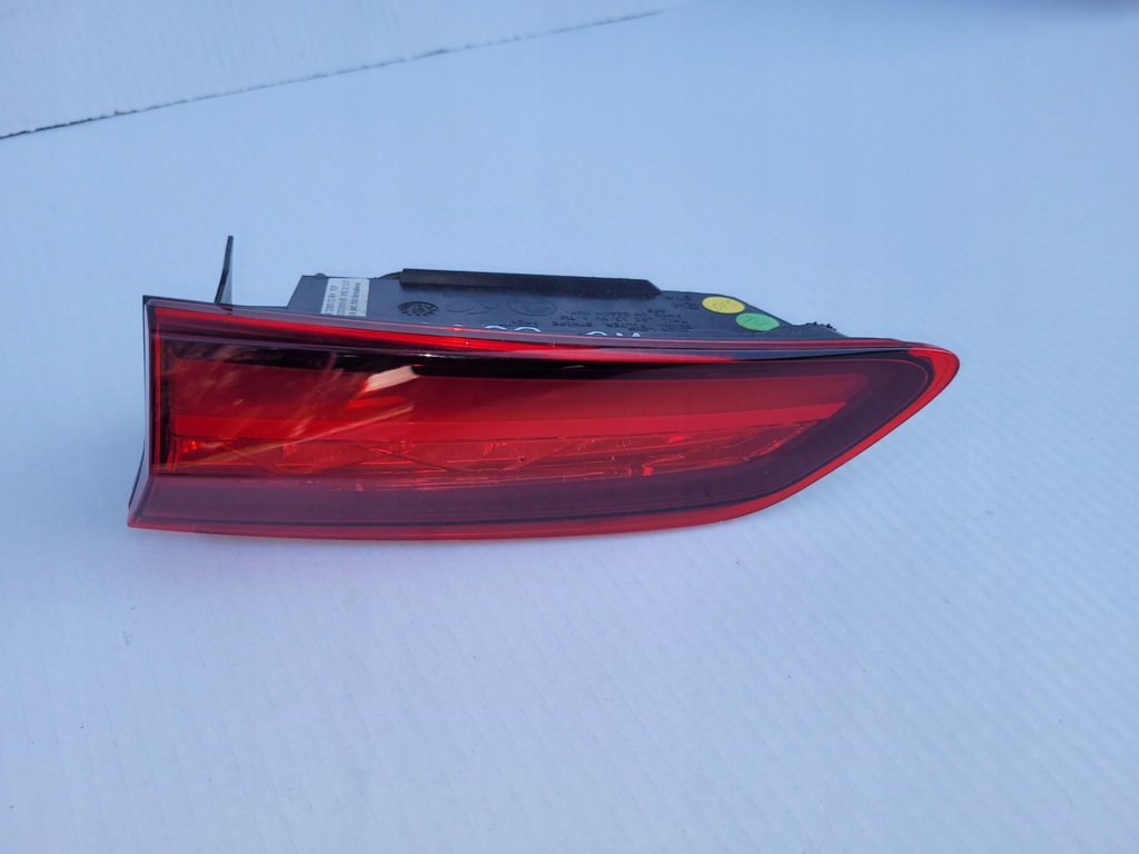 фото №5, Skoda оригинальный номер 57a945308 лампа крышка