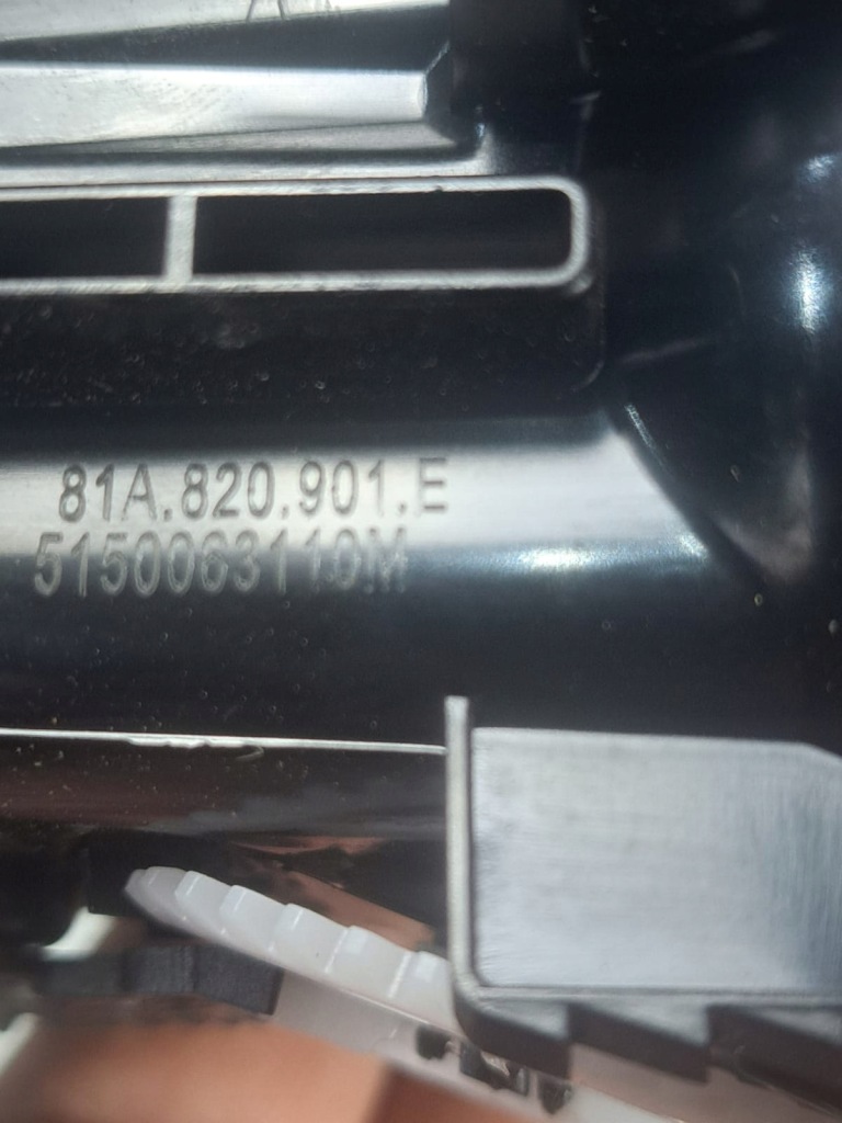 фото №4, Решітка обдув повітря 81a820901e audi q2