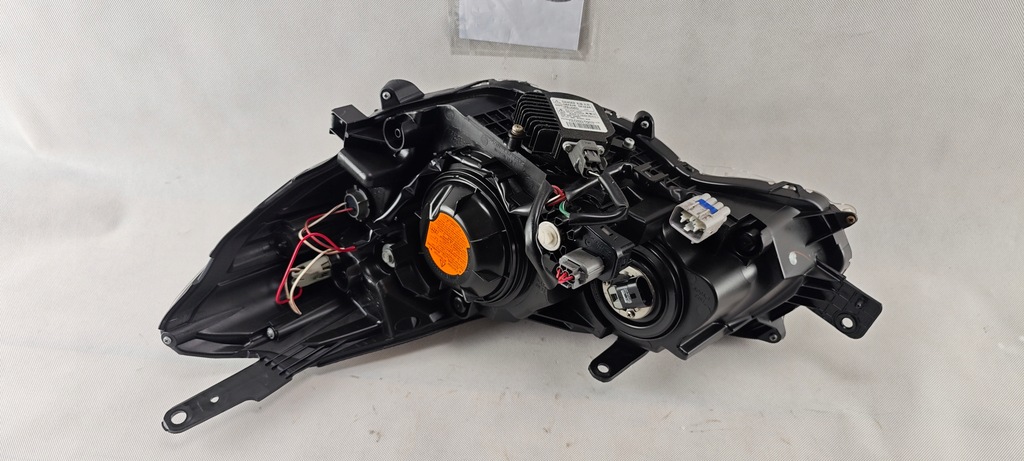 фото №11, Subaru xv ксенон правий фара лампа права