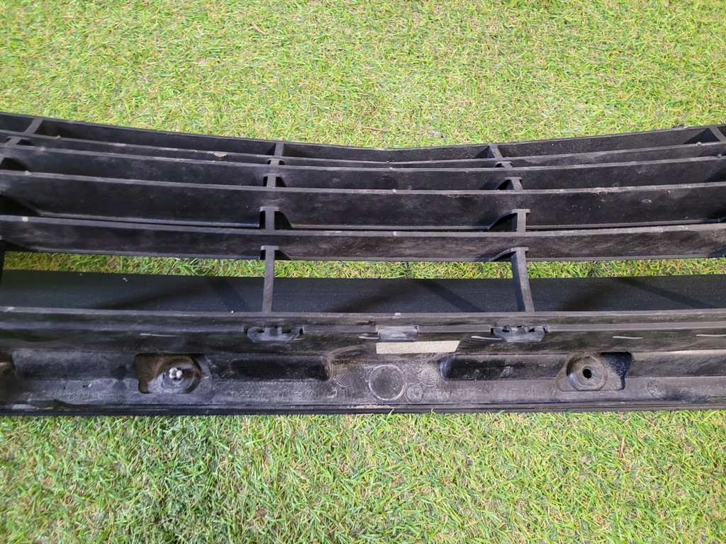 фото №10, Renault zoe i 1 решітка середня хром