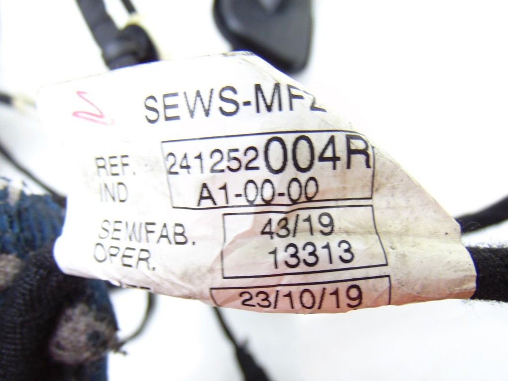 фото №3, Электропроводка жгут дверь левая перед captur ii