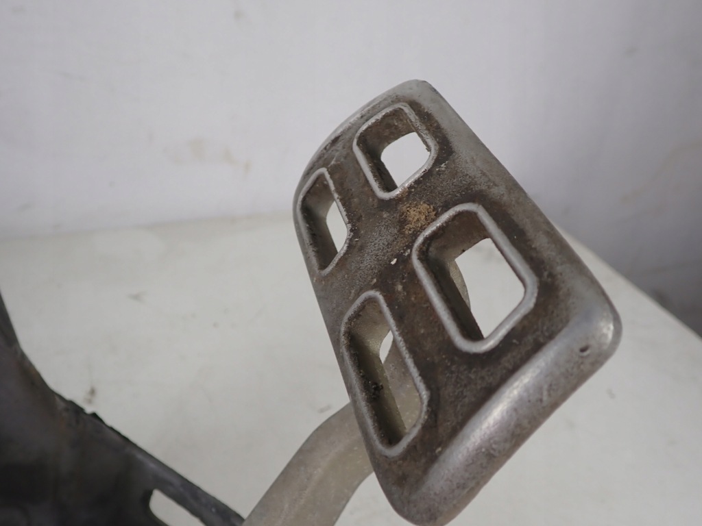 фото №7, Педаль гальма автоматична коробка передач chevrolet corvette c5