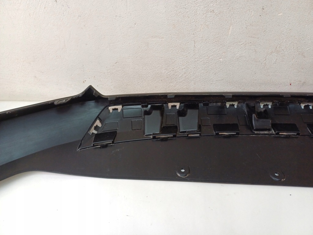 Накладка спойлер бампера перед volvo xc40 lift 22- Цена